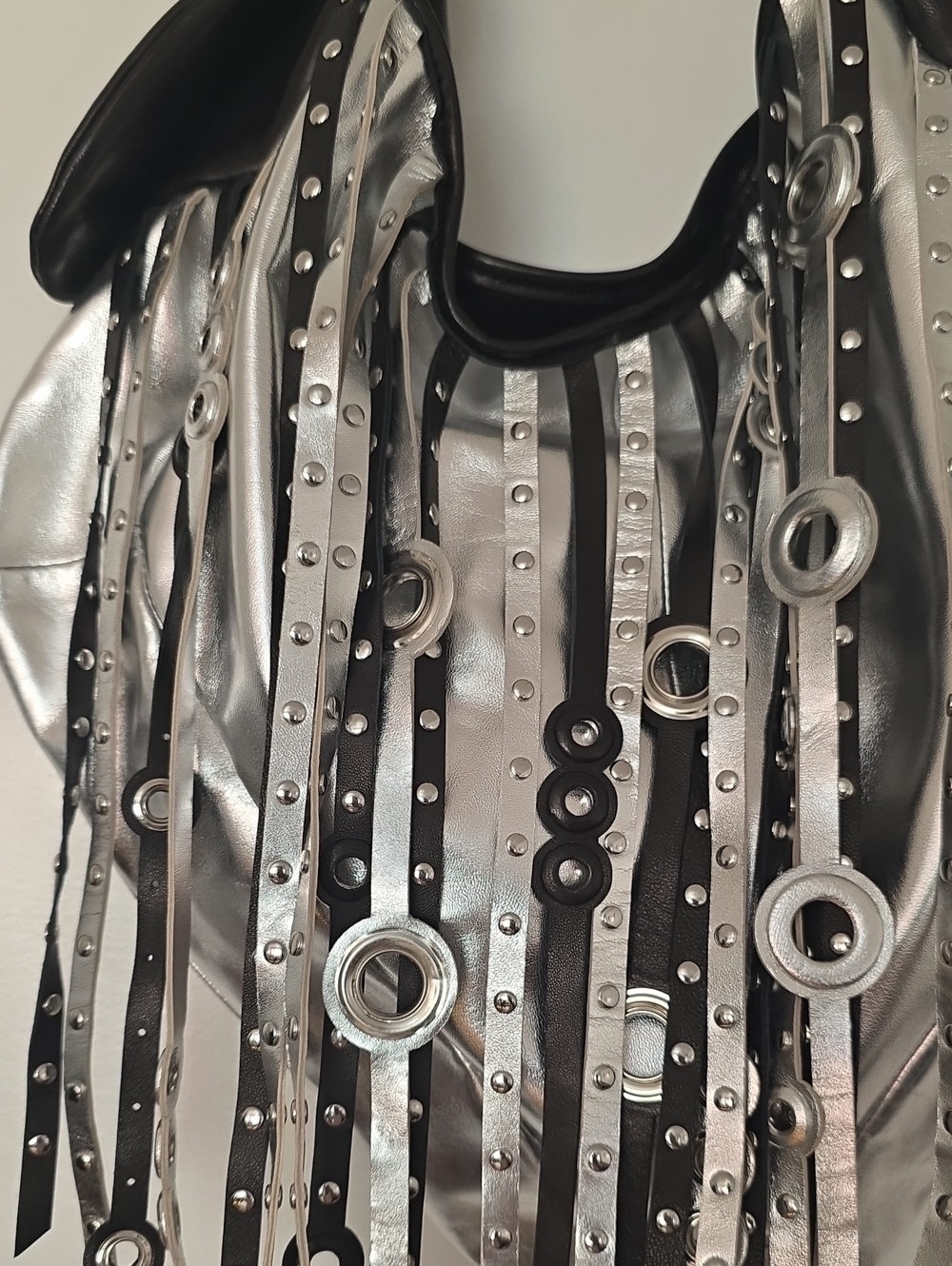 RARE HTF Aimee Kestenberg Silver and Black Fringe Shoulder Bag - Designer Style - Picture 3 of 15